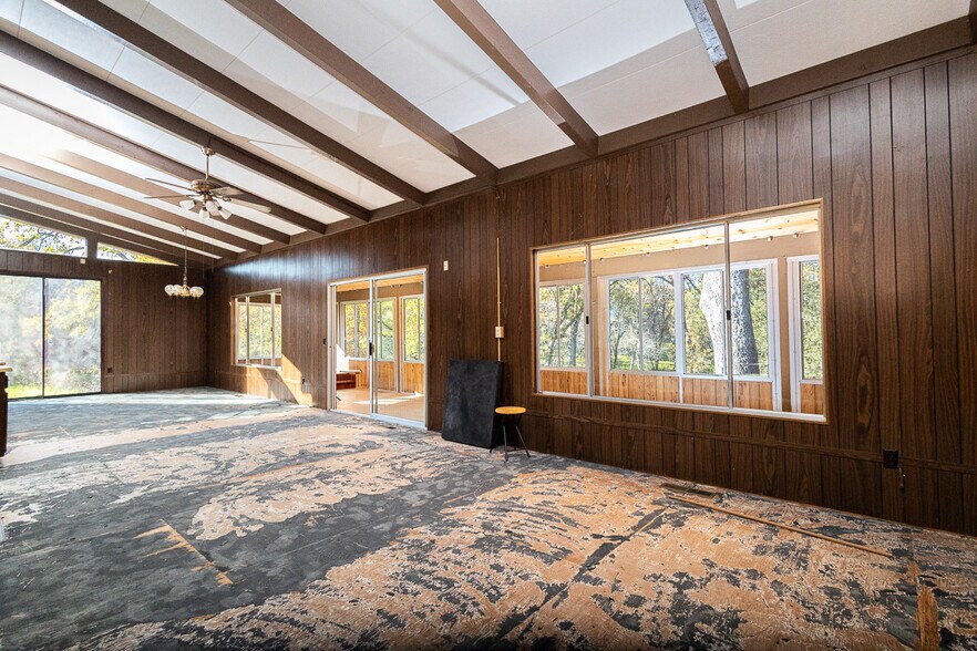 More Photos Of 6433 Mother Lode Dr, Placerville Office For Sale