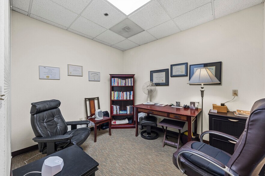 More Photos Of 4149 El Camino Way, Palo Alto Office For Sale