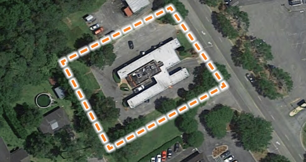 More Photos Of 2801 E Pinetree Blvd, Thomasville General Retail For Sale