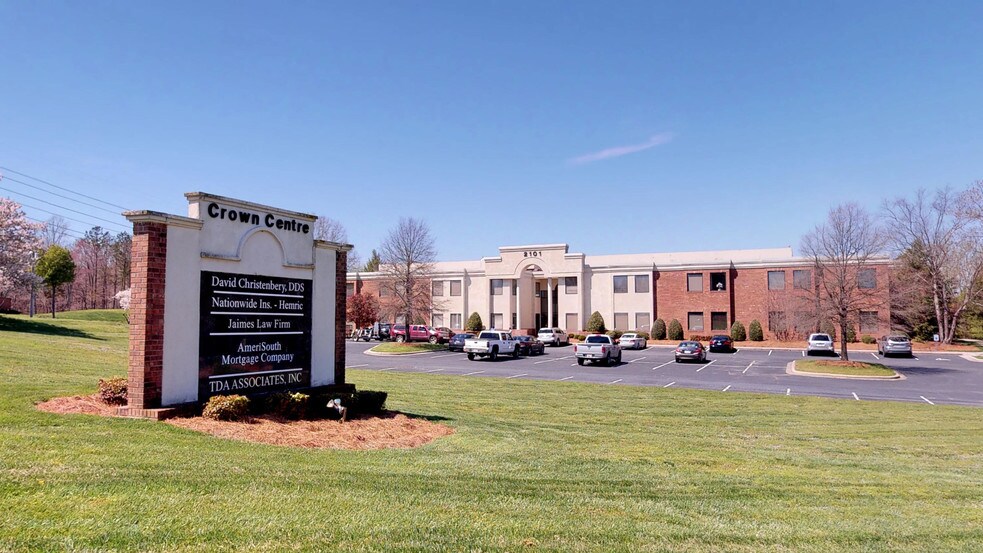 More Photos Of 2101 N Sardis Rd, Charlotte Office For Lease