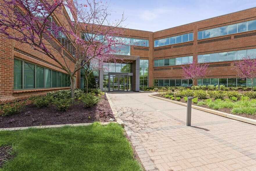 More Photos Of 955 Chesterbrook Blvd, Chesterbrook Unknown For Lease