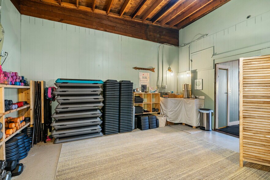 More Photos Of 7-17 School St, Merrimac Apartments For Sale