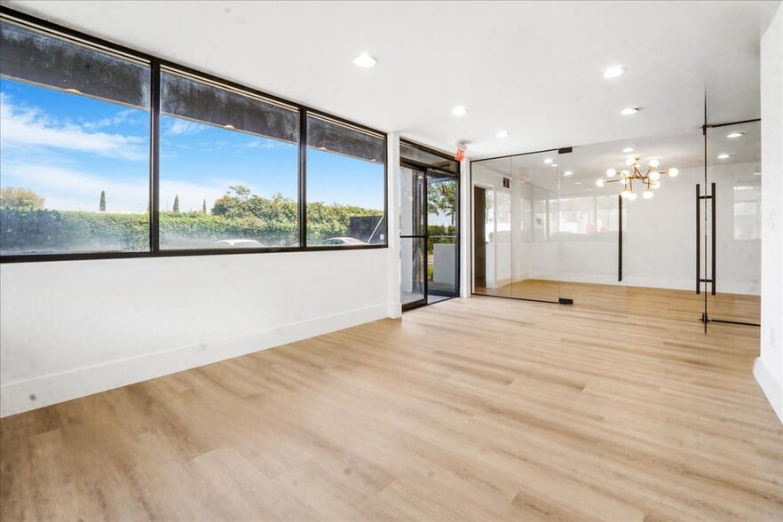 More Photos Of 1240 N Jefferson St, Anaheim Warehouse For Sale