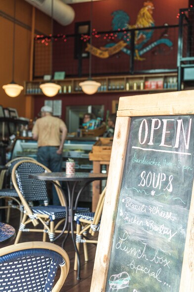 More Photos Of 201 N Main St, Taylor Storefront Retail Office For Sale