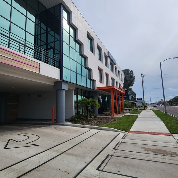 More Photos Of 4427 W Kennedy Blvd, Tampa Office For Lease