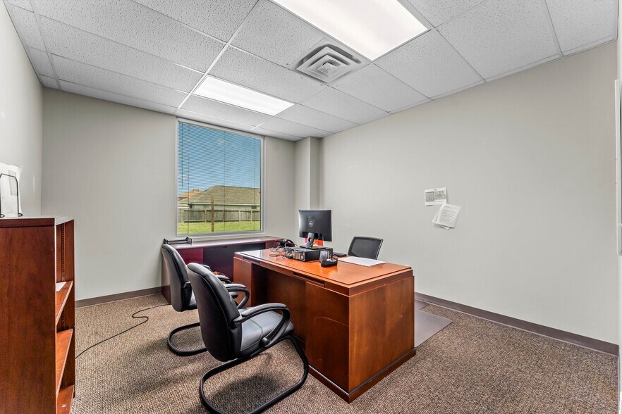 More Photos Of 1034 Regional Park Dr, Houston Medical For Sale