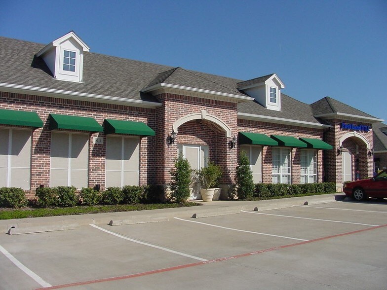 More Photos Of 6211 Colleyville Blvd, Colleyville Medical For Lease
