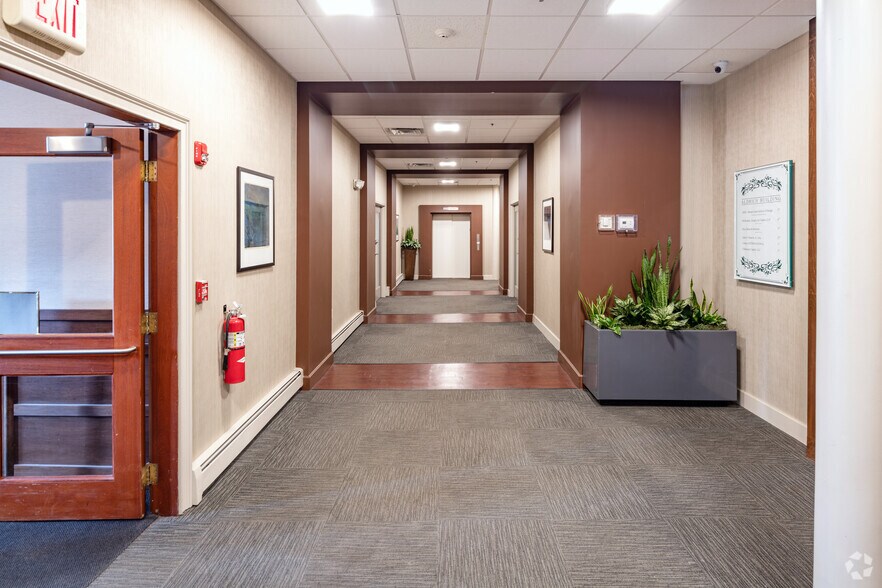 More Photos Of 72 Pine St, Providence Office For Lease