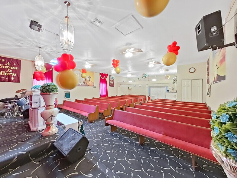 More Photos Of 4501 N 42nd St, Tampa Religious Facility For Sale