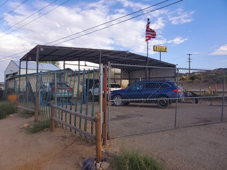 More Photos Of 8899 Beekley Rd, Phelan Auto Repair For Sale