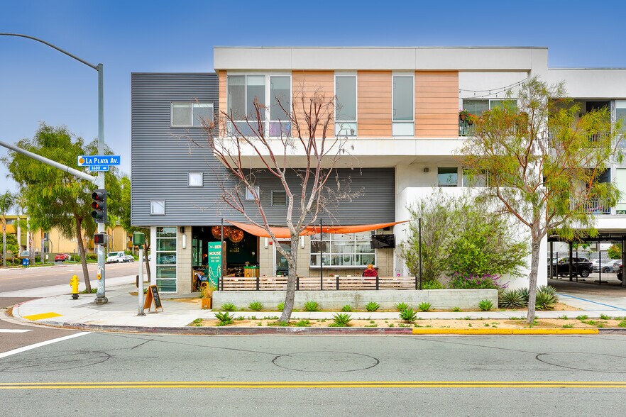 More Photos Of 3801 Ingraham St, San Diego Apartments For Lease