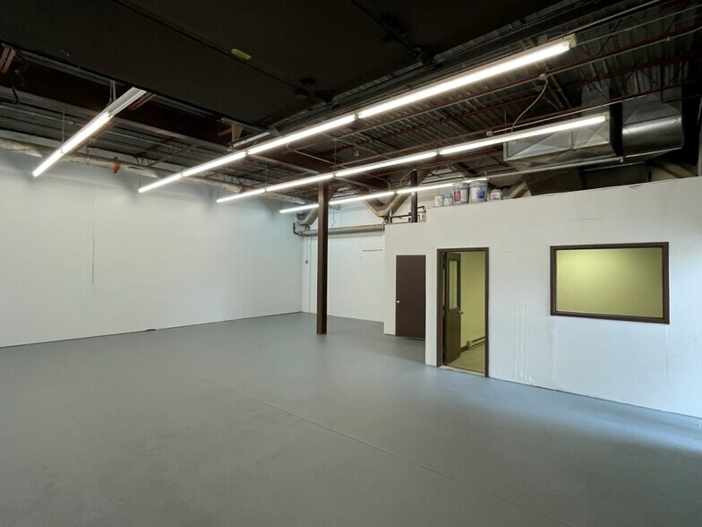 More Photos Of 3420 W Spencer St, Appleton Warehouse For Lease