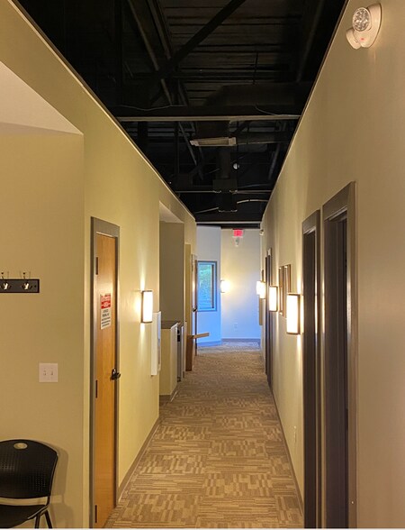 More Photos Of 500 Saint Michael St, Mobile Office For Sale