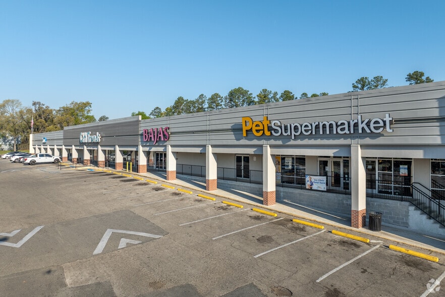 More Photos Of 2020 W Pensacola St, Tallahassee Storefront For Lease