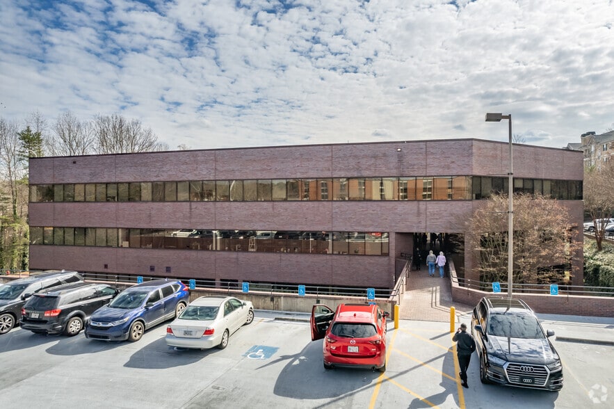 Primary Photo Of 2801 N Decatur Rd, Decatur Medical For Lease