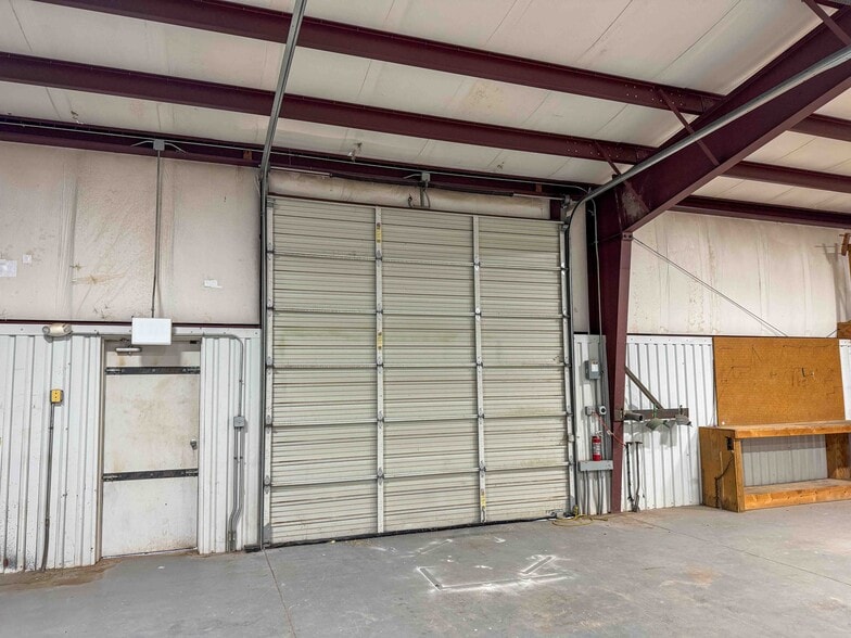 More Photos Of 2912 N Shields Blvd, Moore Manufacturing For Lease