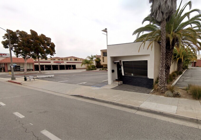 More Photos Of 2068 Torrance Blvd, Torrance Storefront For Sale