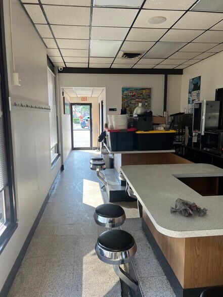 More Photos Of 202 Rhode Island Ave, Rochester Freestanding For Sale