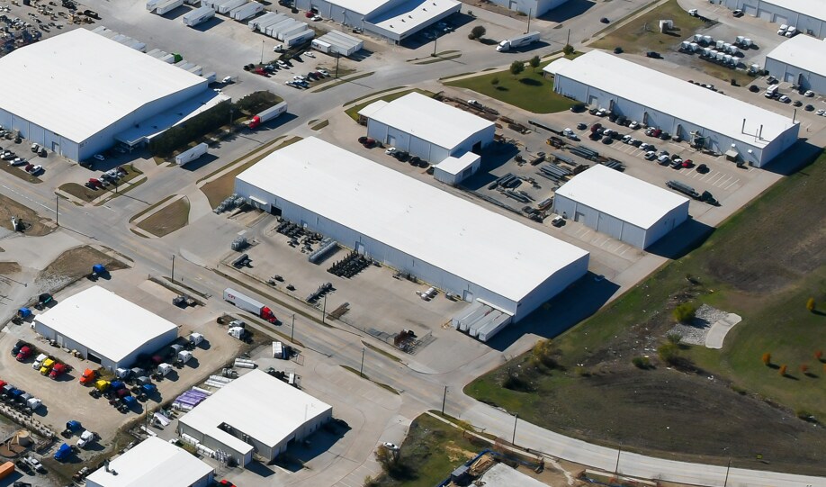 More Photos Of 3651 Shelby Ln, Denton Warehouse For Sale