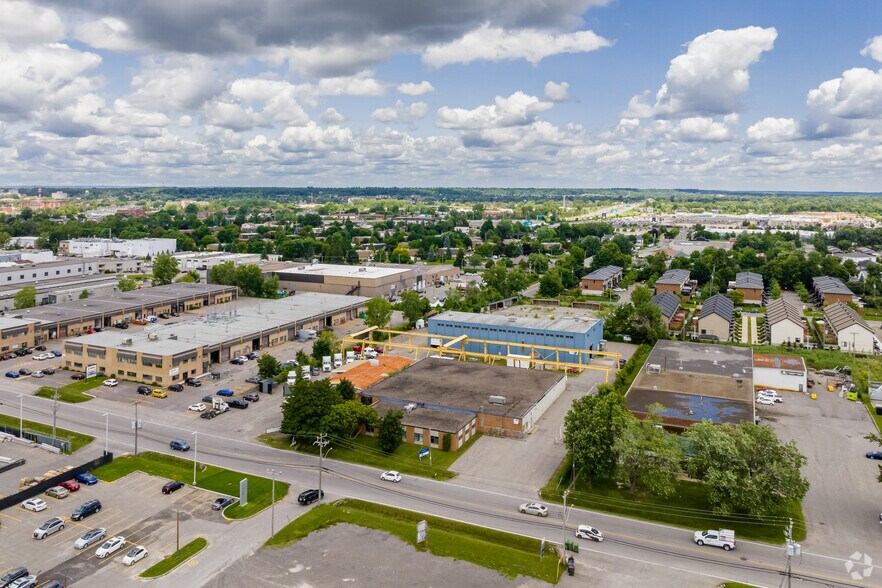 More Photos Of 599 Boul du Curé-Boivin, Boisbriand Manufacturing For Lease