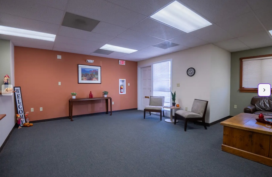 More Photos Of 435 Saint Michaels Drive, Santa Fe Medical For Lease
