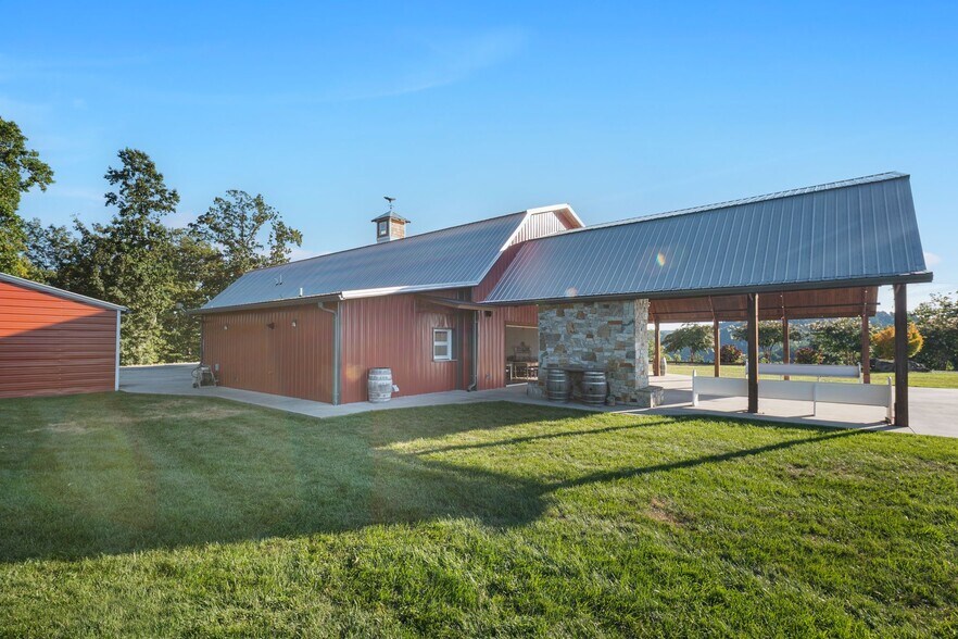 More Photos Of 6572 Burkemont Rd, Morganton Specialty For Sale