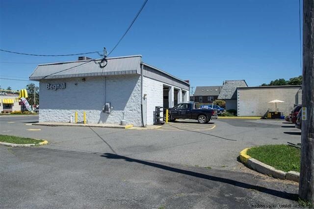 More Photos Of 560 Albany Ave, Kingston Auto Repair For Lease