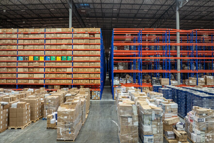 More Photos Of 200 S Pemberton Rd, Pemberton Distribution For Lease