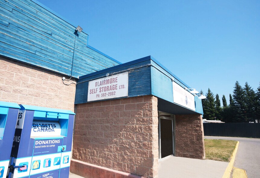 More Photos Of 11001 20 Av, Blairmore Freestanding For Sale