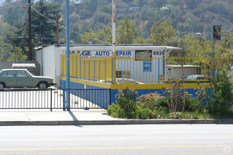 Primary Photo Of 6636 Foothill Blvd, Tujunga Warehouse For Lease