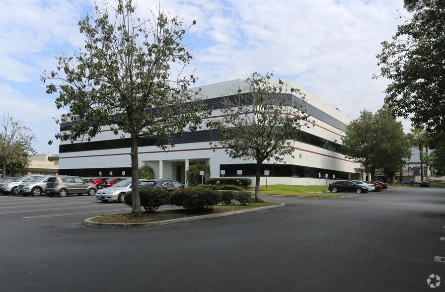 444 E Huntington Dr, Arcadia, CA 91006 Office For Lease