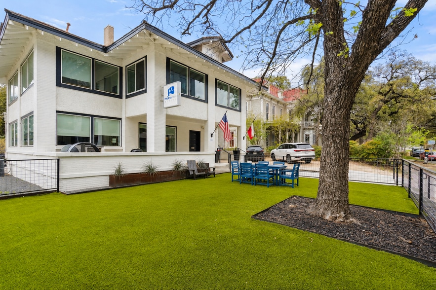 Primary Photo Of 700 Rio Grande St, Austin Office For Lease