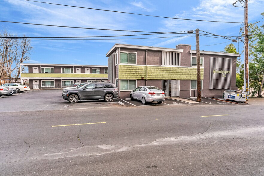 More Photos Of 1180 Saranap Ave, Walnut Creek Apartments For Sale