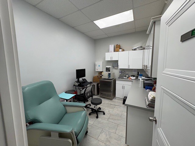 More Photos Of 2701 SW 142nd Ave, Miami Unknown For Lease