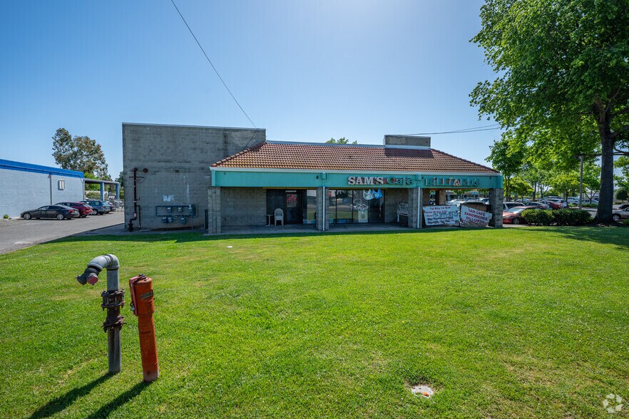 More Photos Of 6171-6175 Stockton Blvd, Sacramento Unknown For Lease