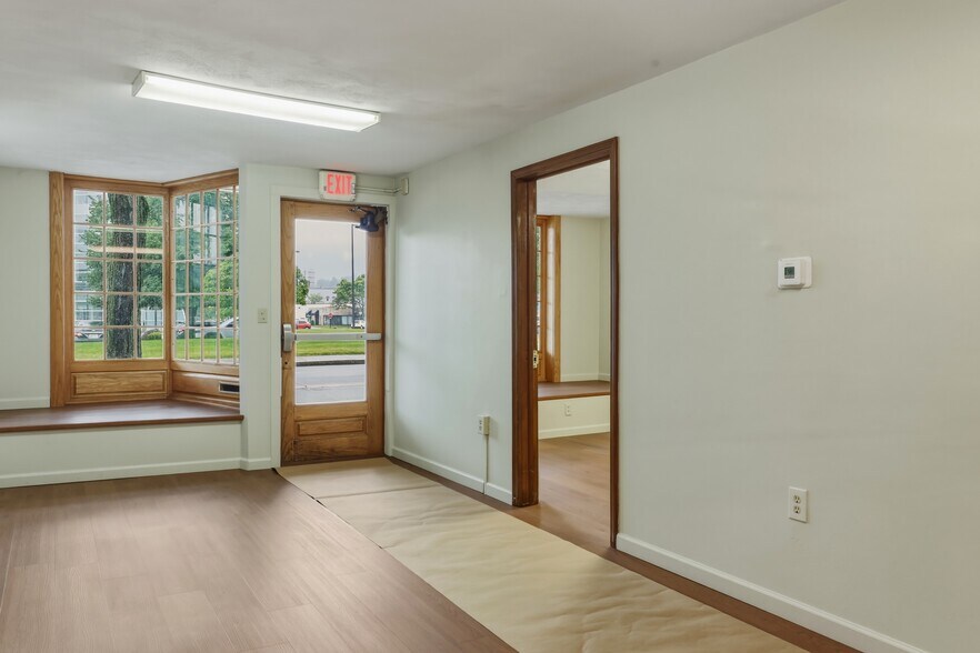 More Photos Of 25 E Pulteney St, Corning Office For Sale