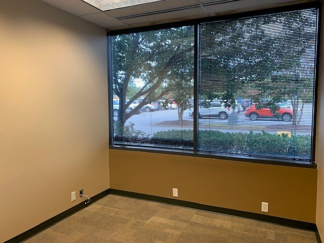 More Photos Of 240 Corporate Blvd, Norfolk Office For Lease