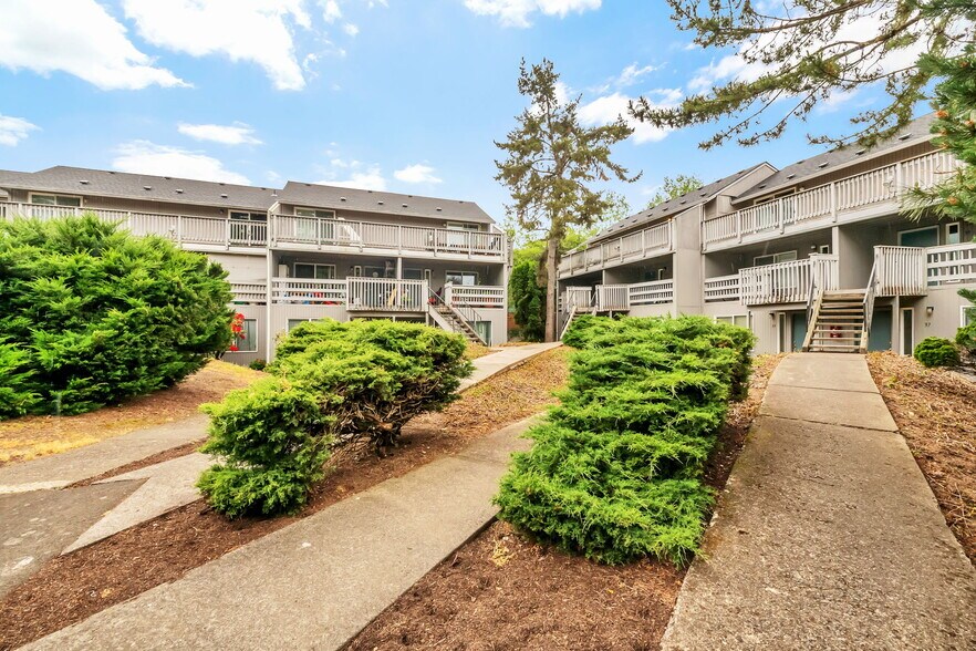 More Photos Of 9350 SW Hall Blvd, Tigard Apartments For Sale