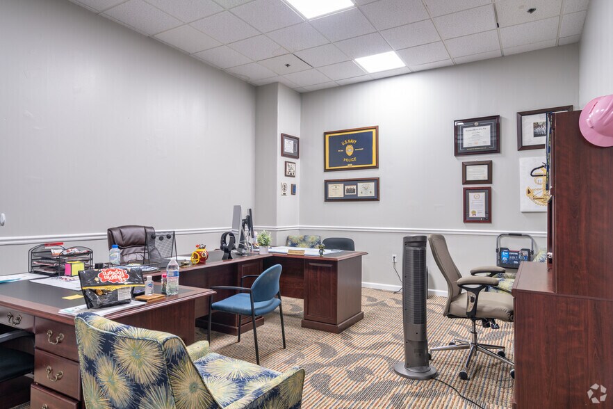 More Photos Of 10000 Emmett F Lowry Expy, Texas City Unknown For Lease