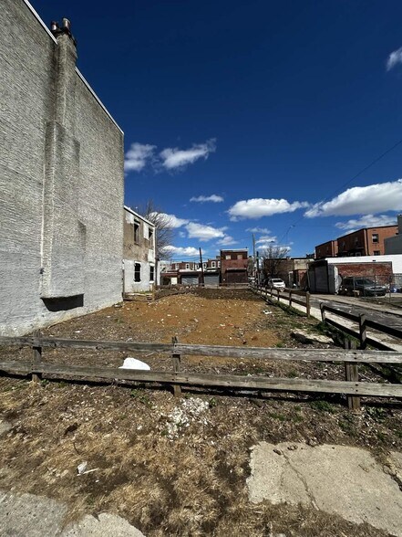 More Photos Of , Philadelphia Unknown For Sale