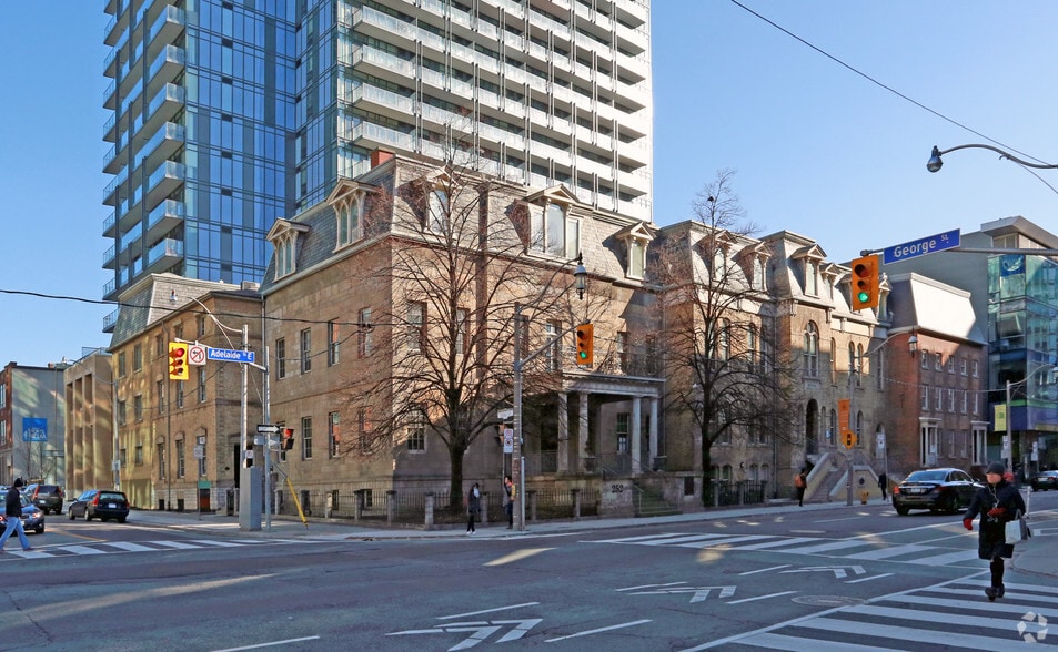 More Photos Of 252-264 Adelaide St E, Toronto Office For Lease