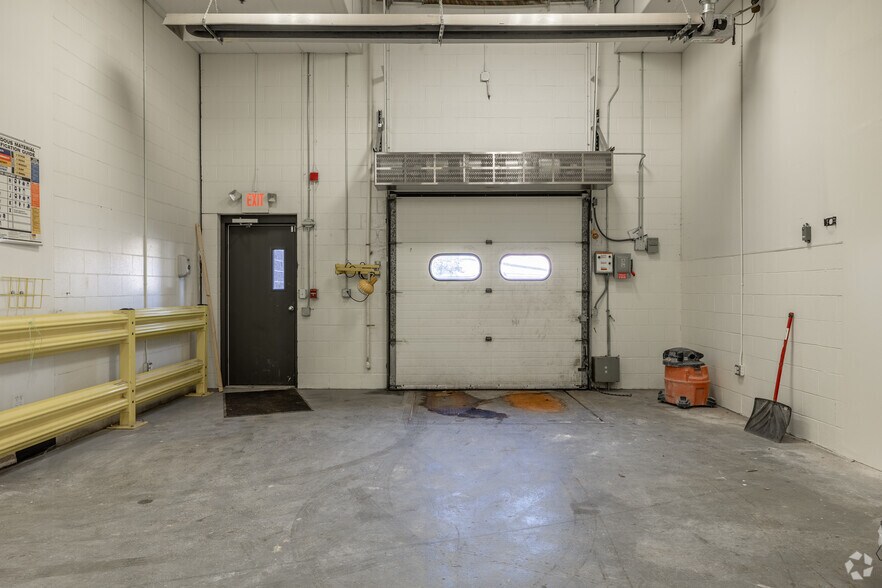 Photo of 1st Floor Ste Bay 7