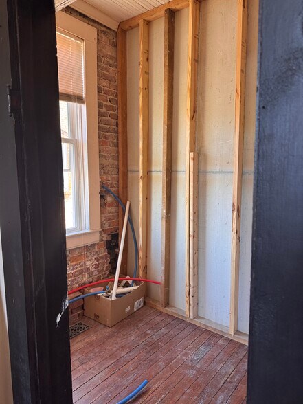 More Photos Of 2720 Cleveland St, Elloree Storefront Retail Residential For Sale