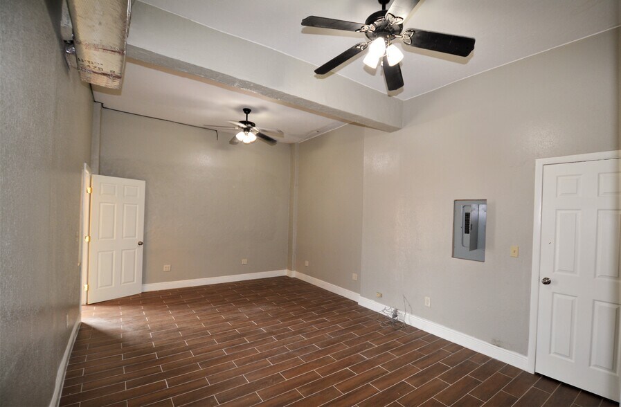 More Photos Of 5525 NW 7th Ave, Miami Loft Creative Space For Lease