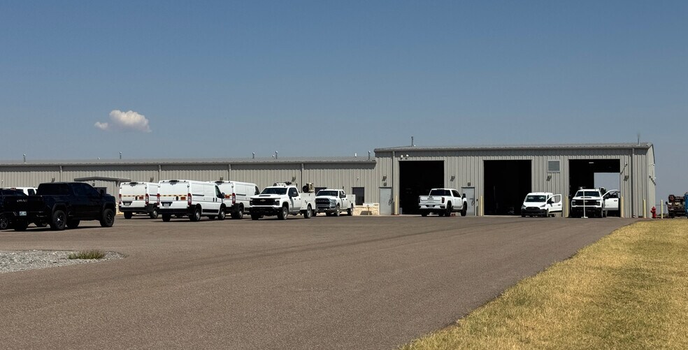 More Photos Of 26170 Highway 281 Spur, Geary Office For Lease