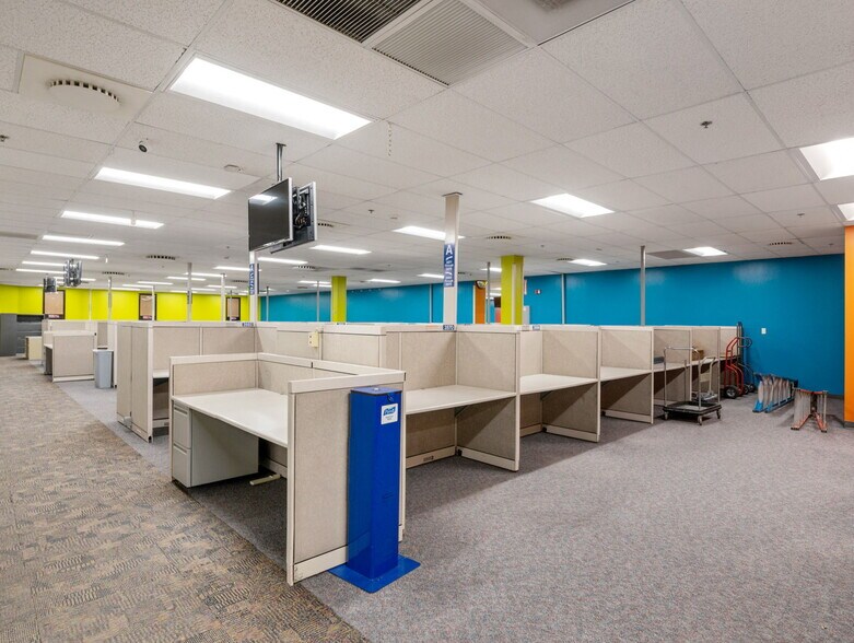 More Photos Of 1228 E Orman Ave, Pueblo Office For Sale