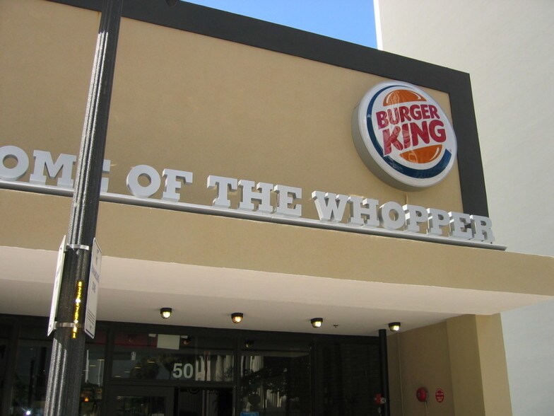 More Photos Of 50 W Flagler St, Miami Fast Food For Lease