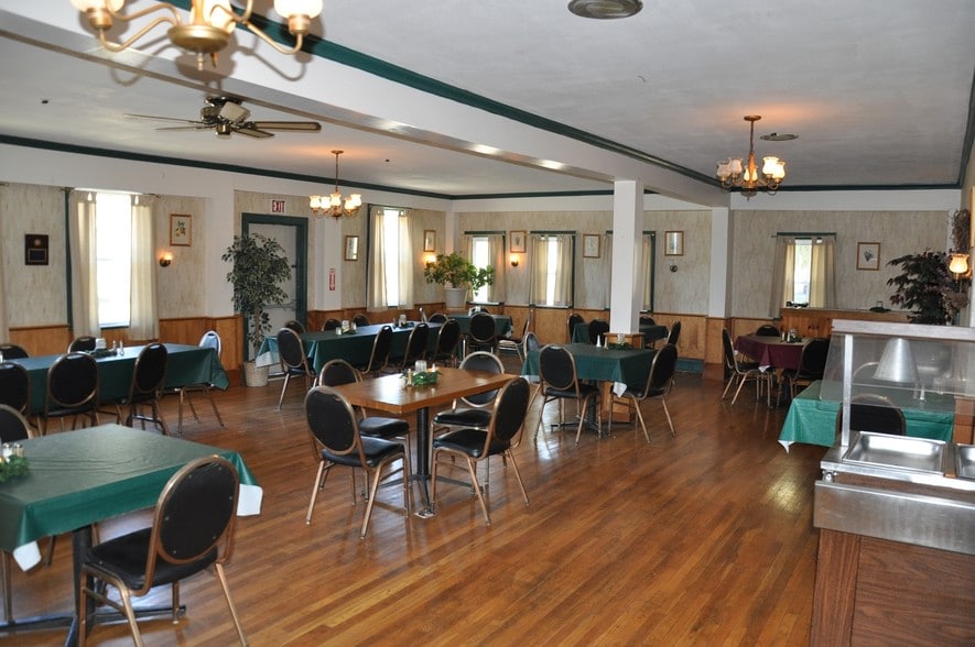 More Photos Of 2 Mclean Rd, Mclean Restaurant For Sale