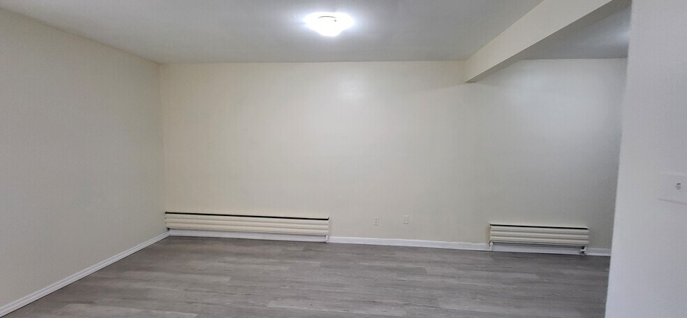 More Photos Of 2839 Bathurst St, Toronto Storefront Retail Residential For Sale