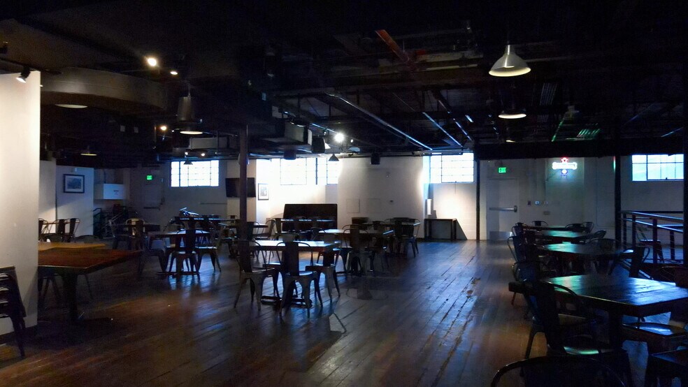 More Photos Of 100 W Livingston St, Orlando Restaurant For Lease